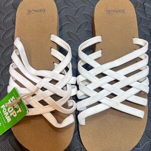 Sanuk Women's White Sandals